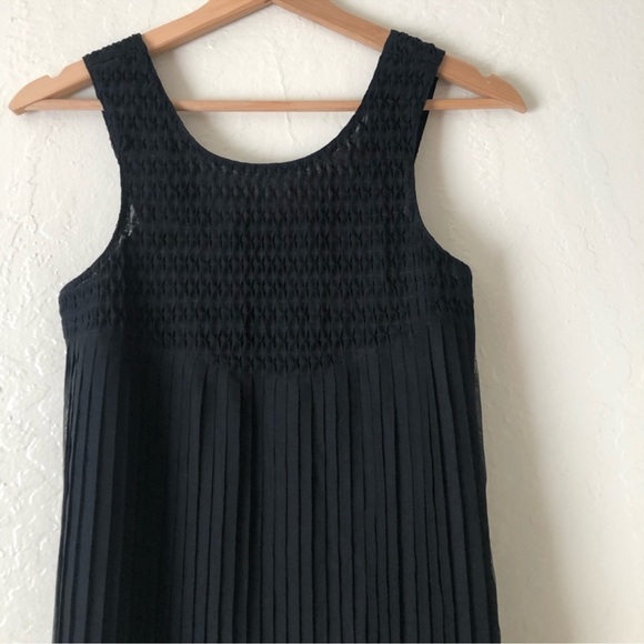 French Connection black sleeveless pleated top size 6 - Picture 3 of 16